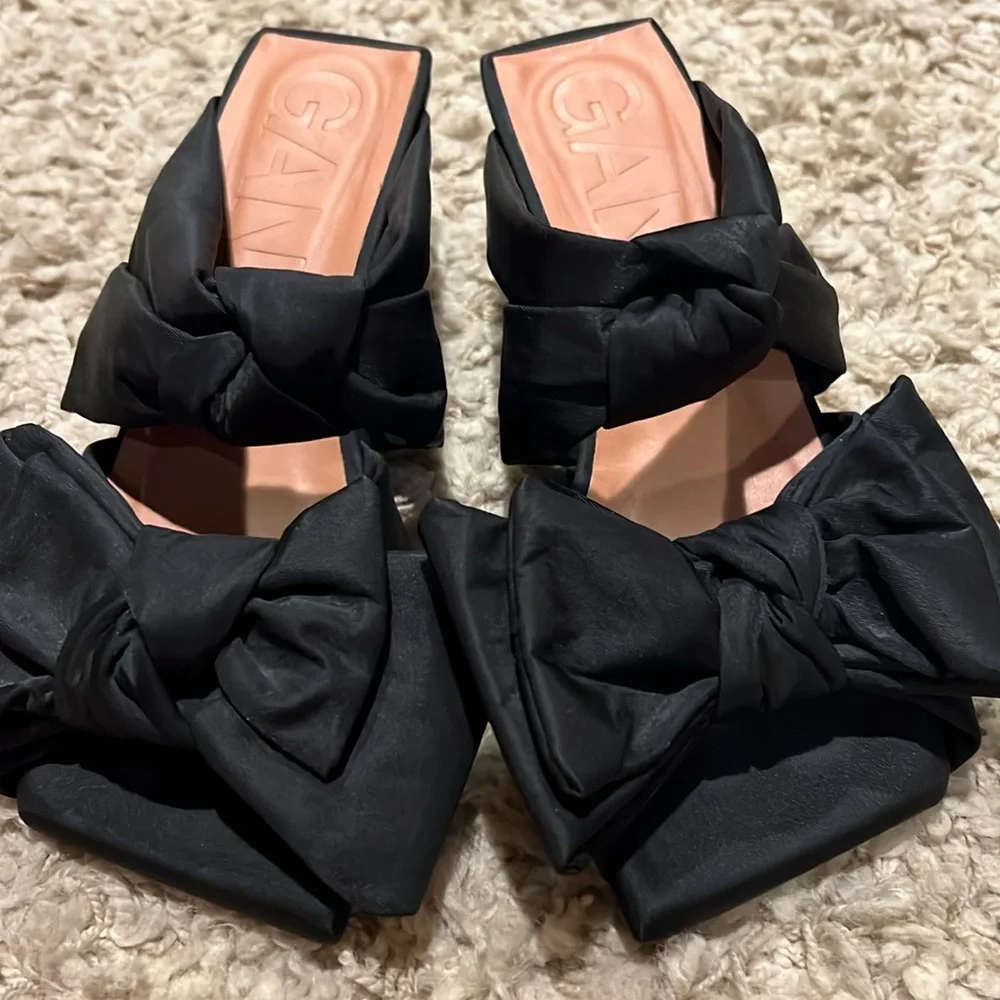 Ganni Black Soft Bow Kitten Heel Sandals Mule Size 7 - Picture 6 of 6